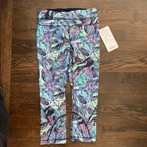 Lululemon run inspire crops